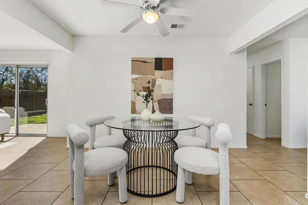 https://cdn.realtyfeed.com/cdn/127/306760181/fea466c25835334bb9501b0aa3a1250d.webp
