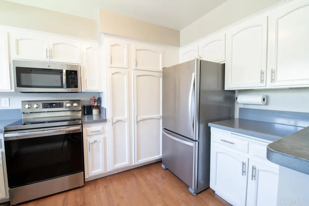 Photo #3: PTP2605071 Listing: Photo #3