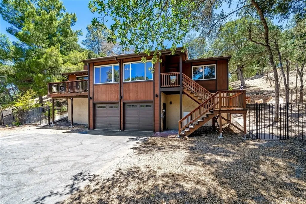 9056 Curbaril Avenue, Atascadero, CA 93422 - Main photo, Atascadero, CA