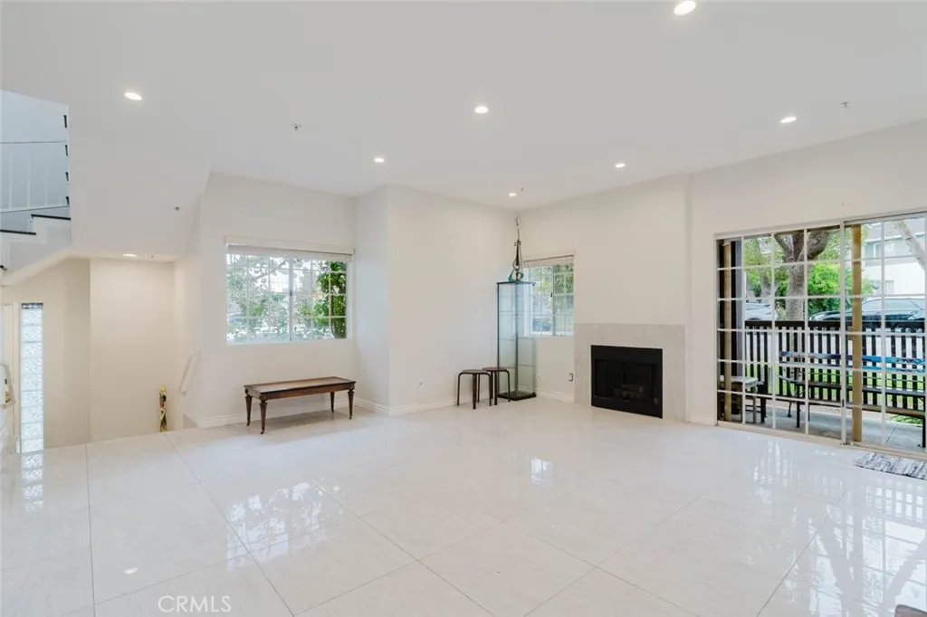 1245 Grandview Avenue Unit 4, Glendale, CA 91201 - Photo 5 of 32, Glendale, CA