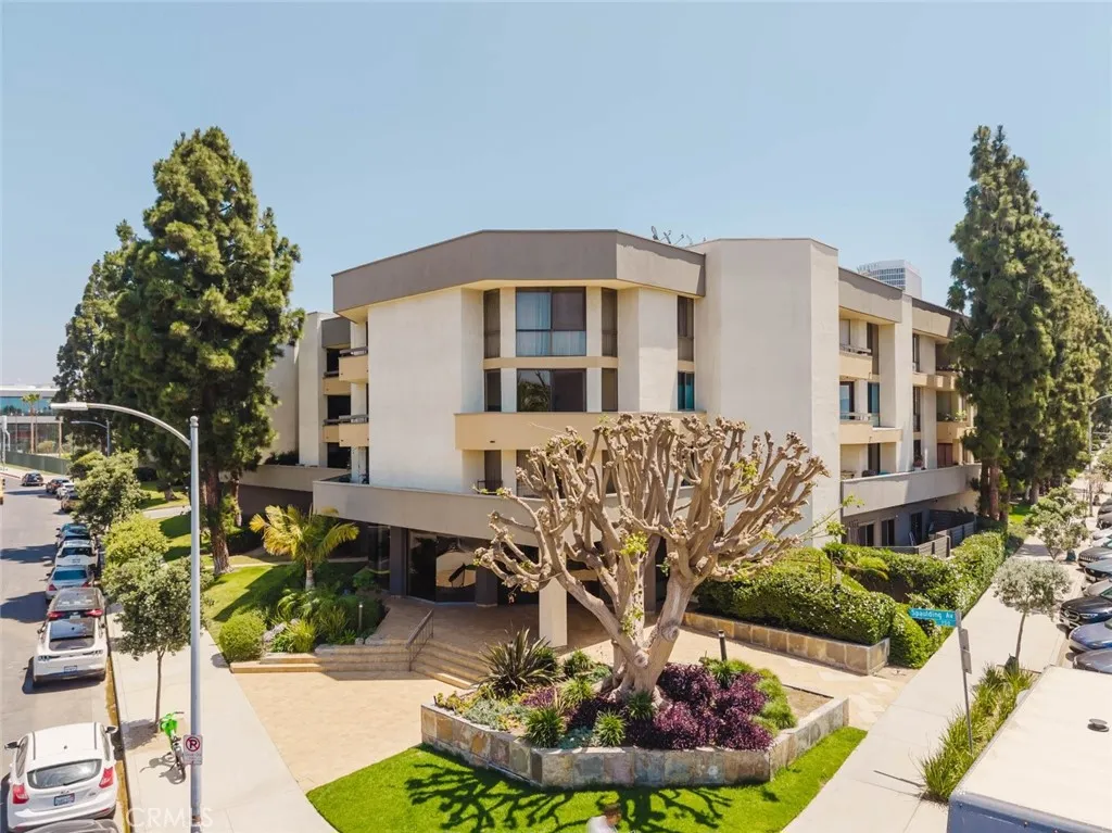 750 S Spaulding Avenue Unit 332, Los Angeles, CA 90036 - Main photo, Los Angeles, CA