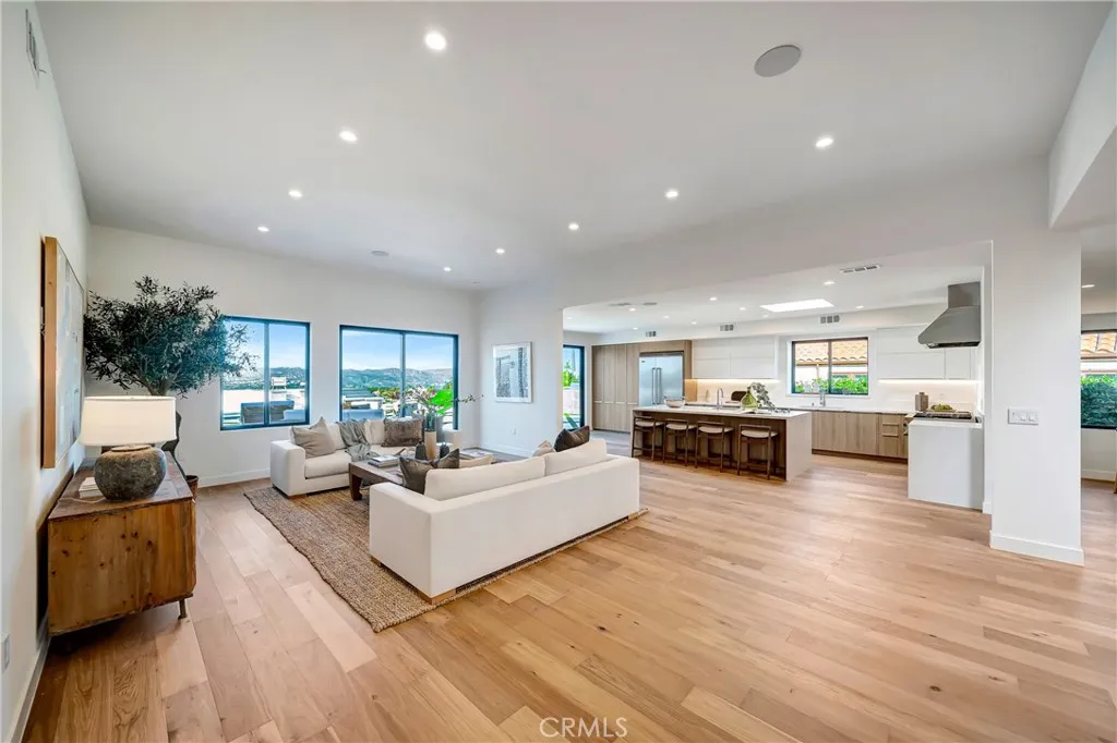 24247 Park Granada, Calabasas, CA 91302 - Photo 4 of 37, Calabasas, CA