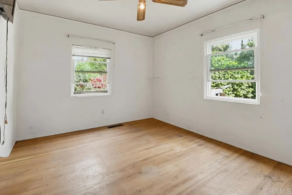 https://cdn.realtyfeed.com/cdn/127/306760240/88312b7dfd96b7b9b88ba3a5537eb994.webp