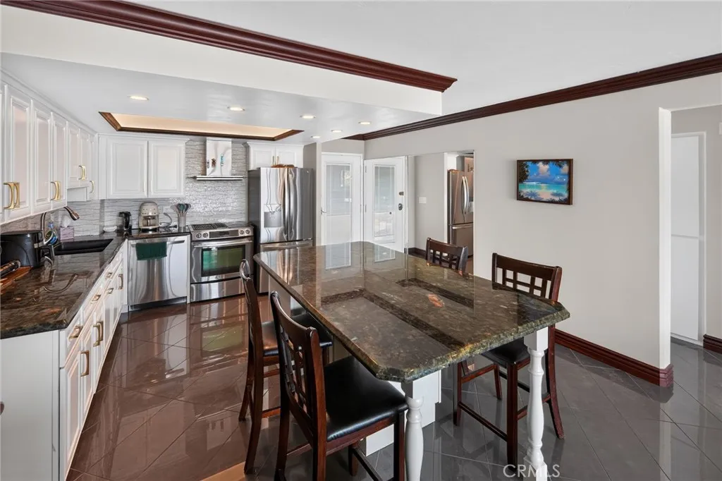 Photo #17: TR26144105 Listing: Photo #17