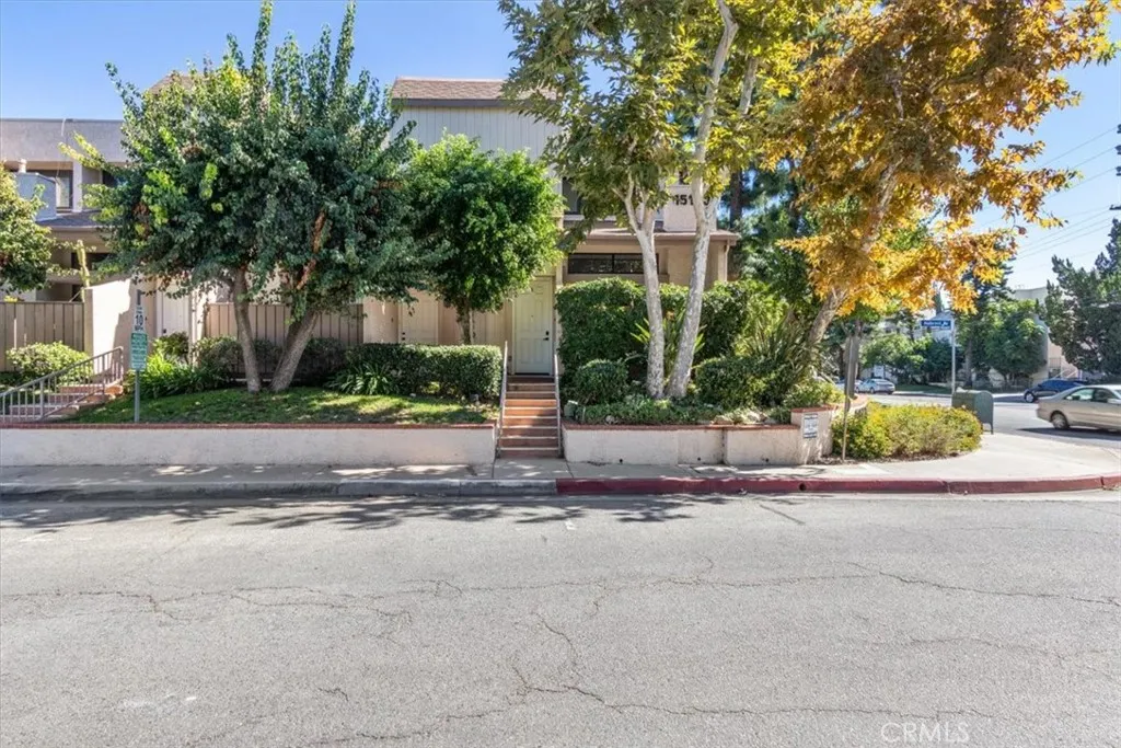 15133 Magnolia Unit E, Sherman Oaks, CA 91403 - Photo 2 of 36, Sherman Oaks, CA