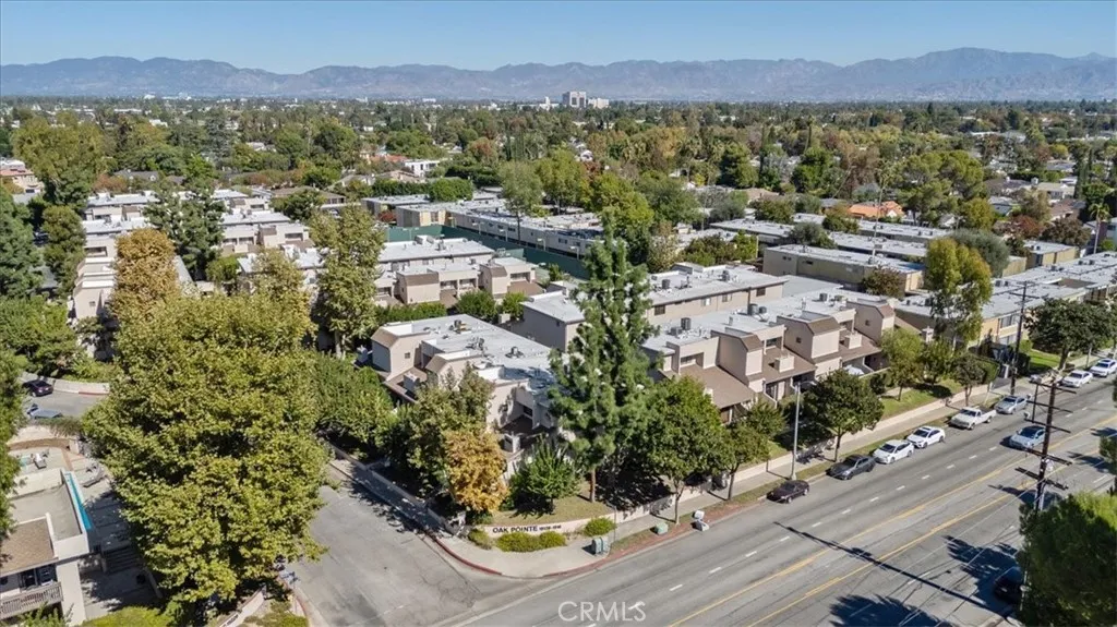 15133 Magnolia Unit E, Sherman Oaks, CA 91403 - Photo 5 of 36, Sherman Oaks, CA