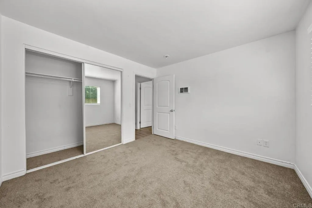 https://cdn.realtyfeed.com/cdn/127/306760304/6a866b392af1f5f3a475fc30c8429550.webp