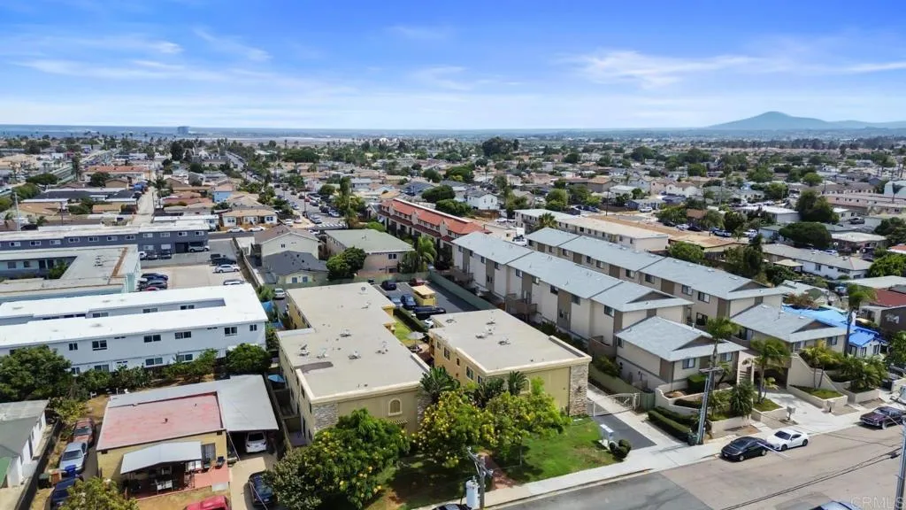 https://cdn.realtyfeed.com/cdn/127/306760304/daaf6cf77c4a6dcdab1c5709b5eaca0f.webp