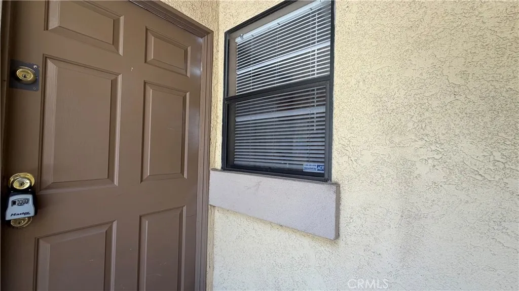 1140 W Blaine Street Unit 101, Riverside, CA 92507 - Photo 5 of 10, Riverside, CA