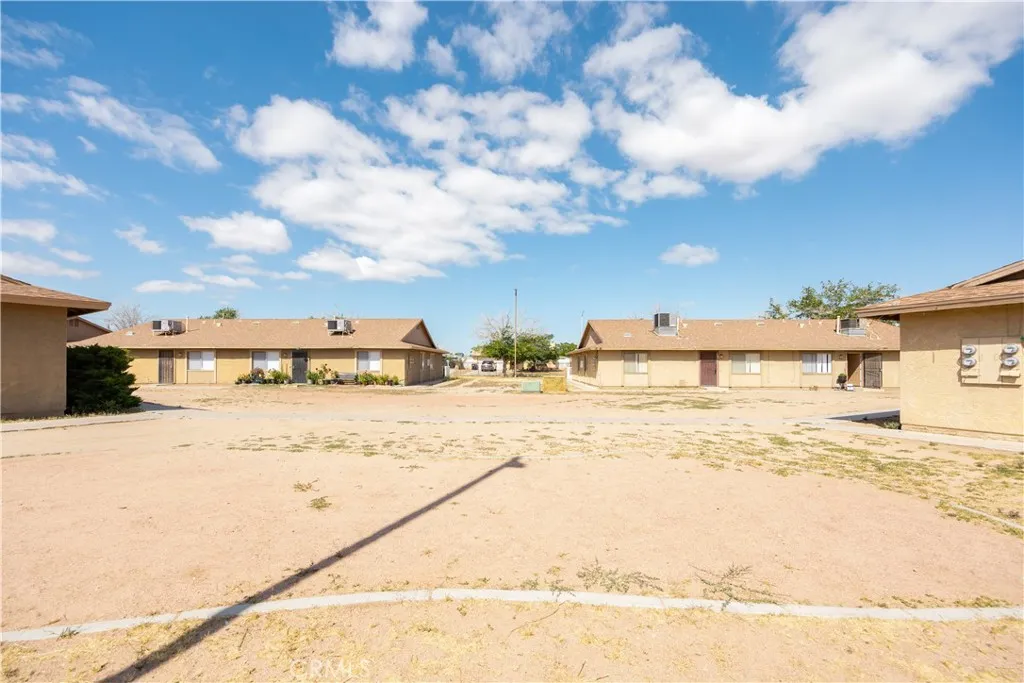 11200 Chamberlaine, Adelanto, CA 92301 - Photo 5 of 15, Adelanto, CA