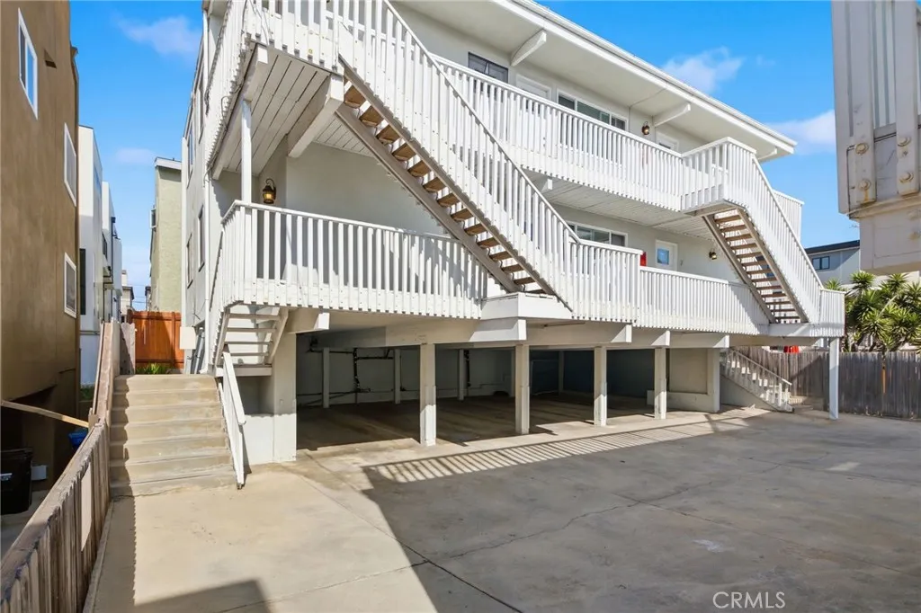 838 Cypress, Hermosa Beach, CA 90254 - Photo 4 of 30, Hermosa Beach, CA