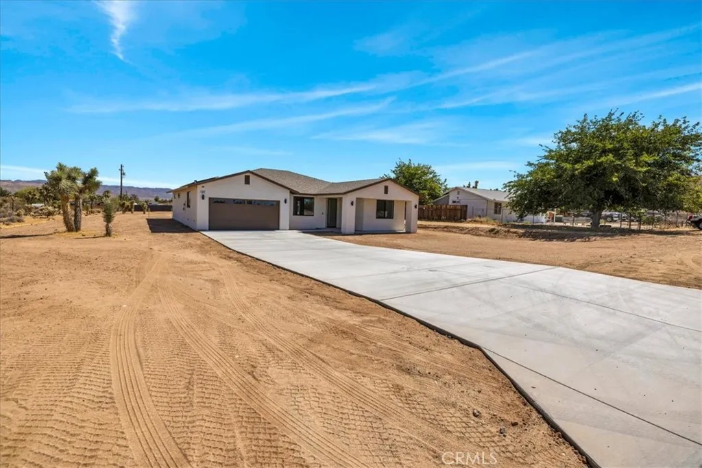58833 Sunflower Drive, Yucca Valley, CA 92284 - Photo 4 of 48, Yucca Valley, CA