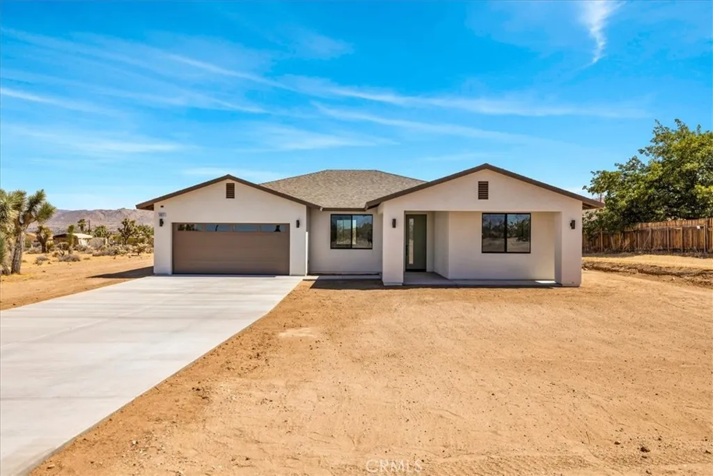 58833 Sunflower Drive, Yucca Valley, CA 92284 - Photo 3 of 48, Yucca Valley, CA