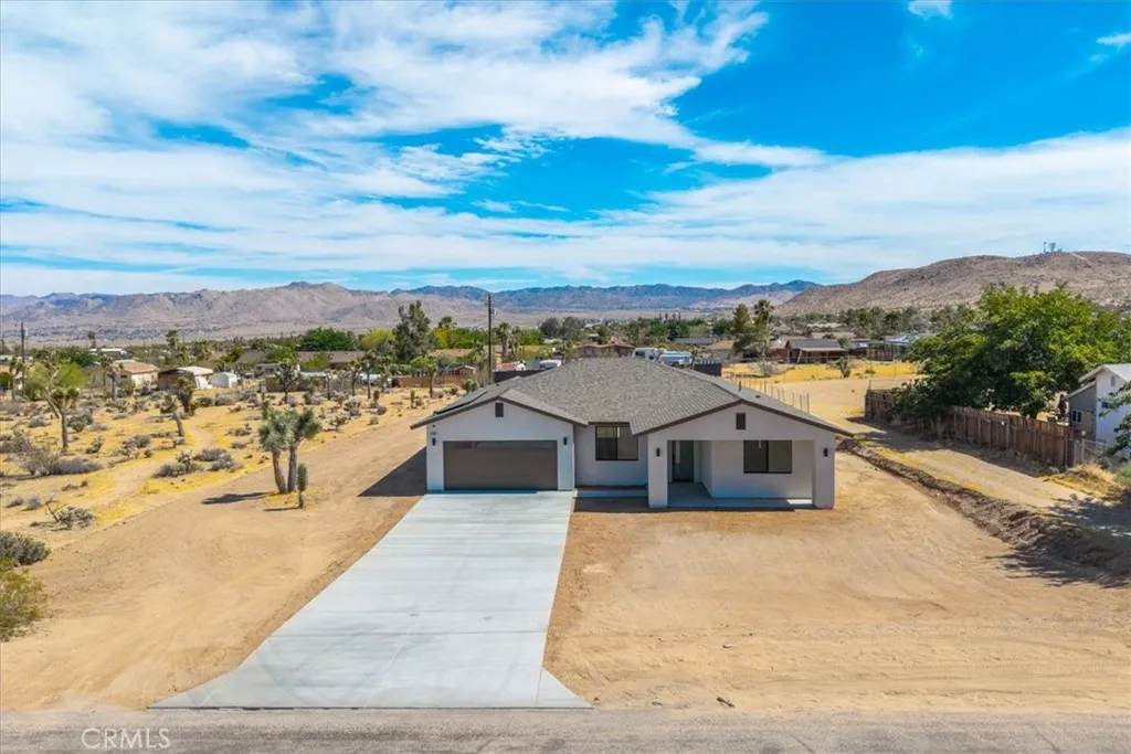 58833 Sunflower Drive, Yucca Valley, CA 92284 - Photo 2 of 48, Yucca Valley, CA