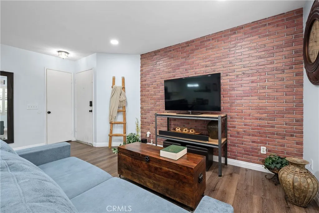 336 Lemon, Irvine, CA 92618 - Photo 5 of 34, Irvine, CA