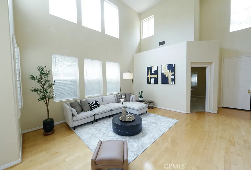 60 Edenbrook, Irvine, CA 92620 - Photo 5 of 37, Irvine, CA