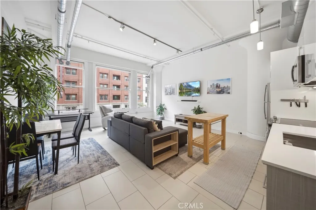 939 S Broadway, Los Angeles, CA 90015 - Photo 2 of 48, Los Angeles, CA