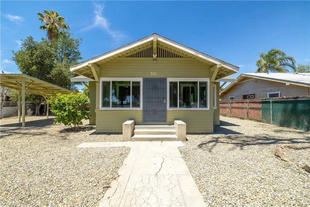 331 N Thompson, Hemet, CA 92543 - Photo 3 of 31, Hemet, CA