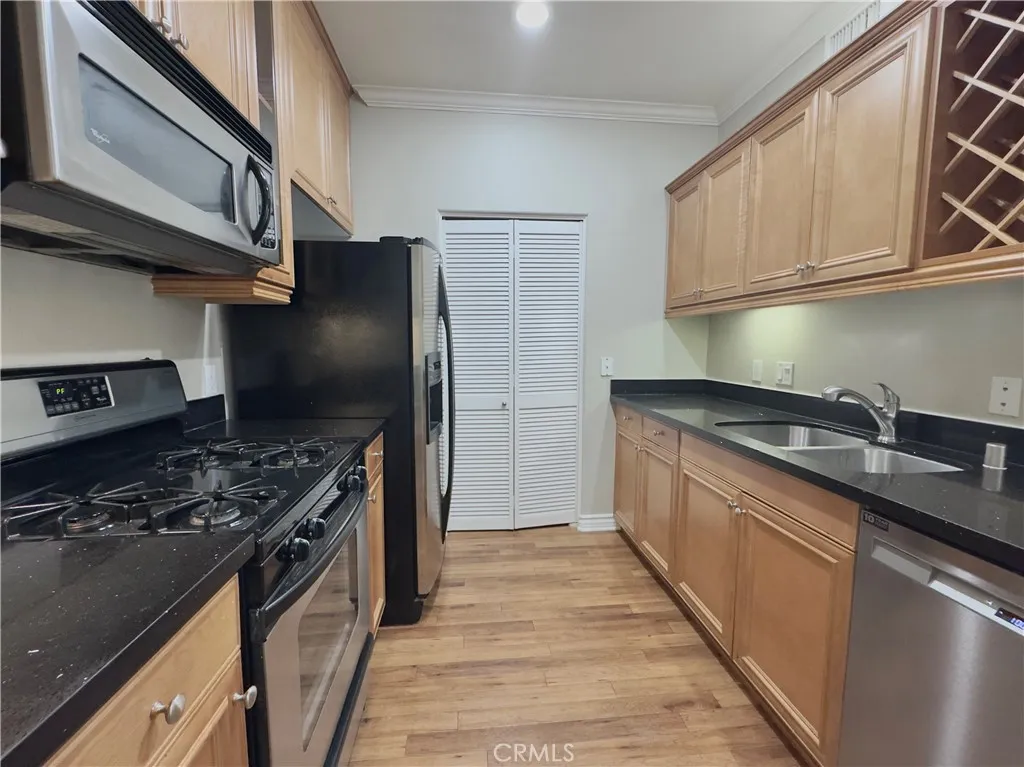 3237 Watermarke, Irvine, CA 92612 - Photo 3 of 23, Irvine, CA