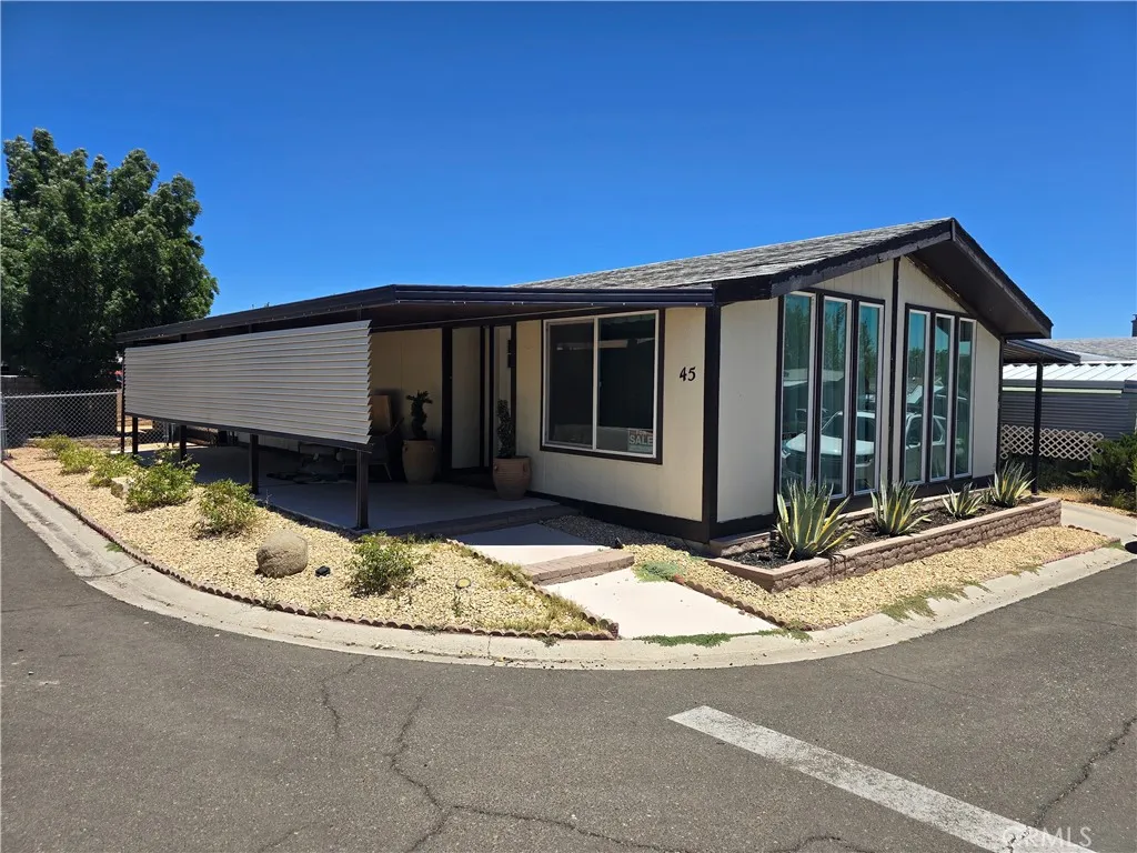 20683 Waalew Unit B45, Apple Valley, CA 92307 - Main photo, Apple Valley, CA