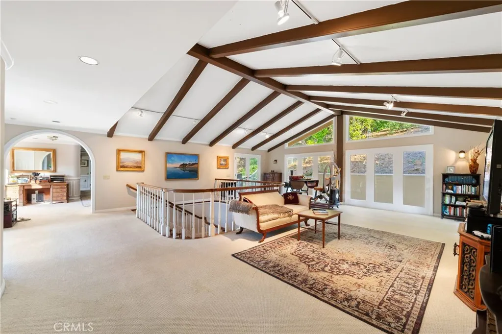 https://cdn.realtyfeed.com/cdn/127/306760448/509ed5d958fffd673cc2a96b46f624c1.webp