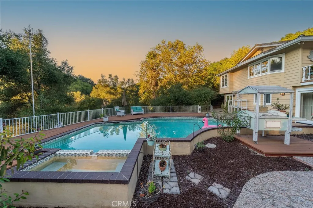 https://cdn.realtyfeed.com/cdn/127/306760448/ddf0763e79b03fdec06065809a02d329.webp