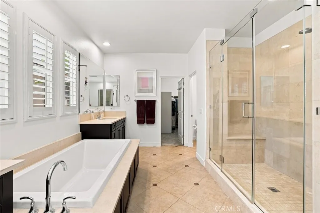 https://cdn.realtyfeed.com/cdn/127/306760453/6f5505e98de55c27e32719cabf66958f.webp