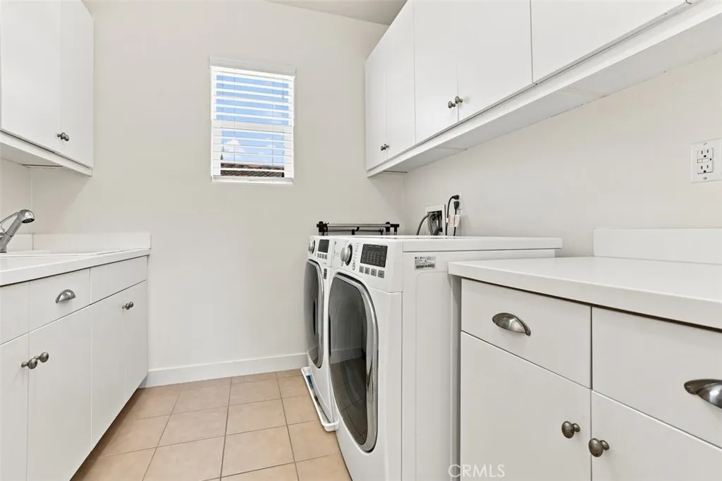 https://cdn.realtyfeed.com/cdn/127/306760453/be4fe9c8e458a466c253e9cfadae5c3f.webp