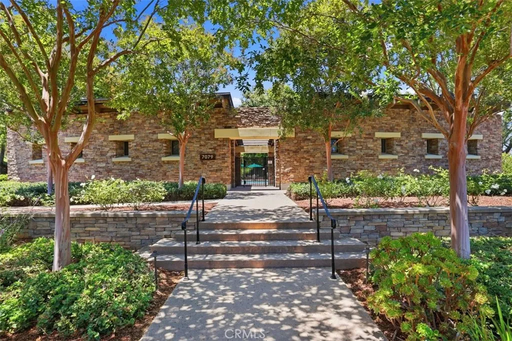 https://cdn.realtyfeed.com/cdn/127/306760453/c8a51a618c82a6694e6893102edc2d23.webp