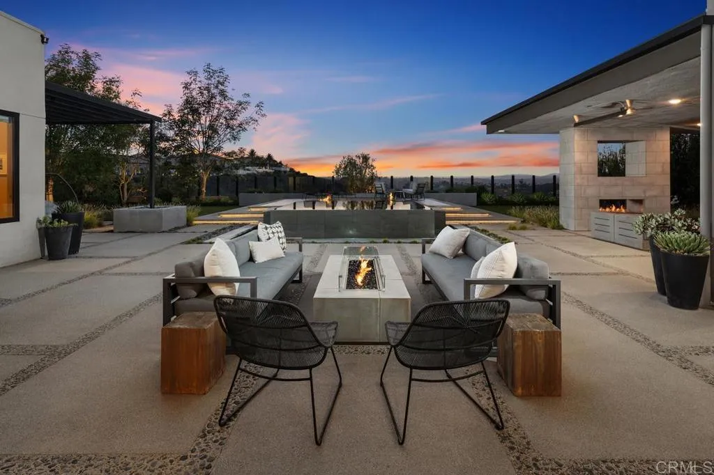 https://cdn.realtyfeed.com/cdn/127/306760463/44aabb6de1c3821364d8ee294d608199.webp