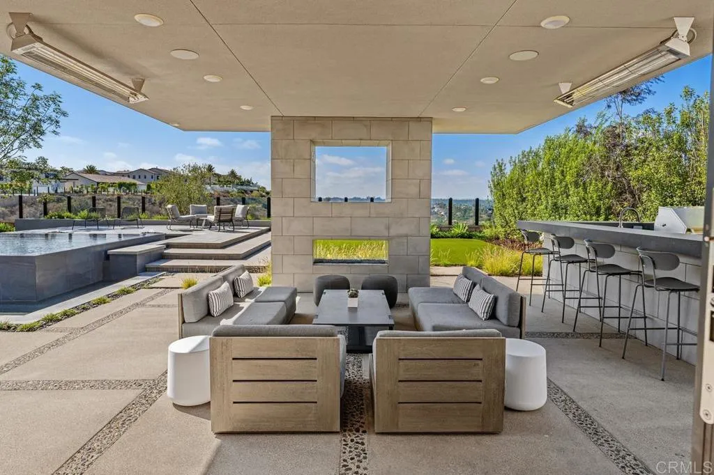 https://cdn.realtyfeed.com/cdn/127/306760463/597832c300d76ebe522910cfdb3a7532.webp
