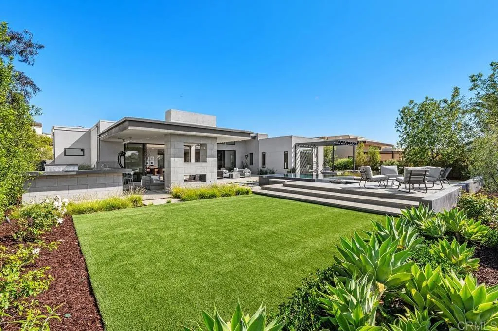 https://cdn.realtyfeed.com/cdn/127/306760463/78526f086835887ce55e256fca248f96.webp