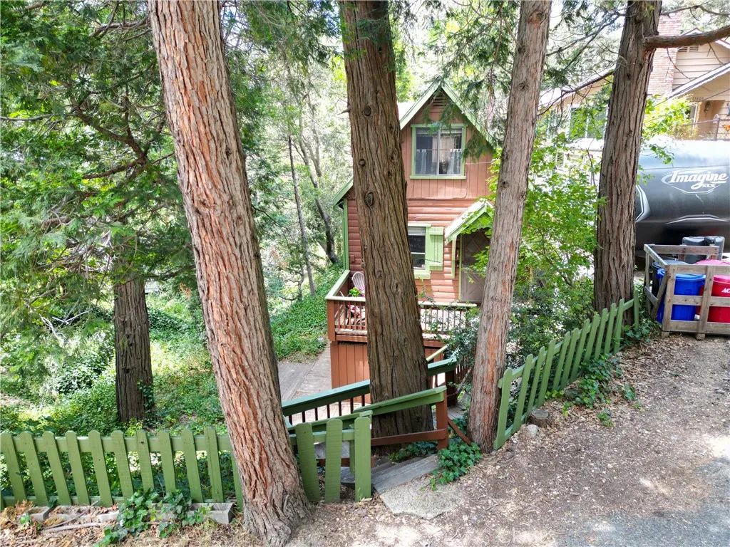23404 Cloudview, Crestline, CA 92325 - Photo 4 of 40, Crestline, CA