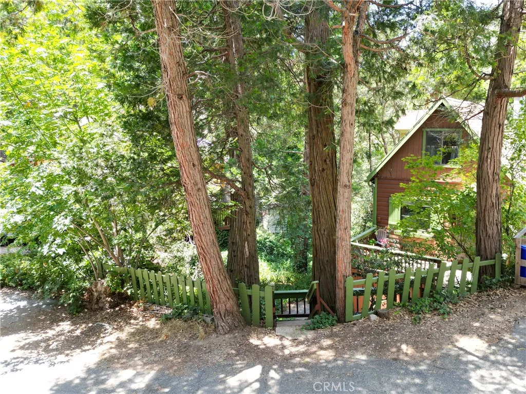 23404 Cloudview, Crestline, CA 92325 - Photo 2 of 40, Crestline, CA