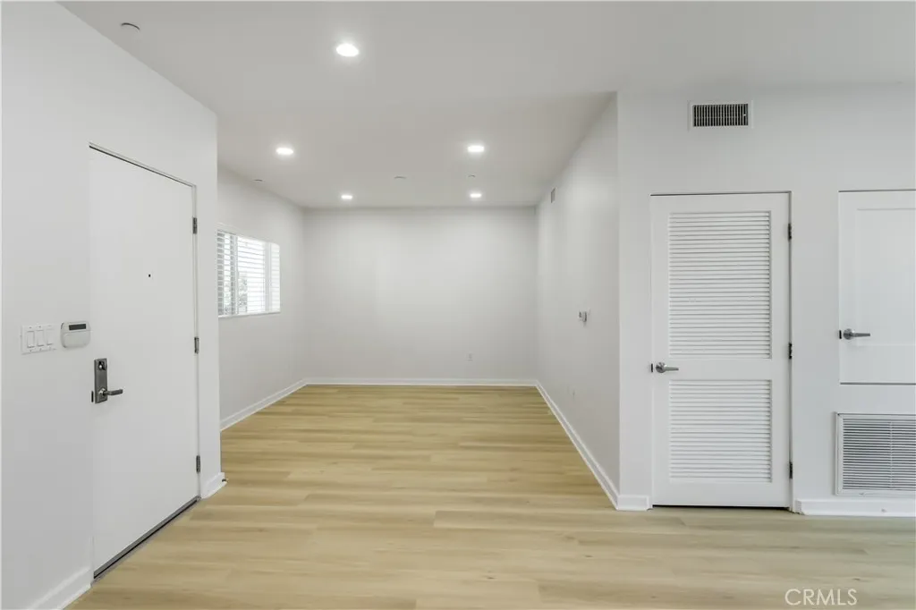 13045 Pacific Promenade Unit 303, Playa Vista, CA 90094 - Photo 5 of 28, Playa Vista, CA