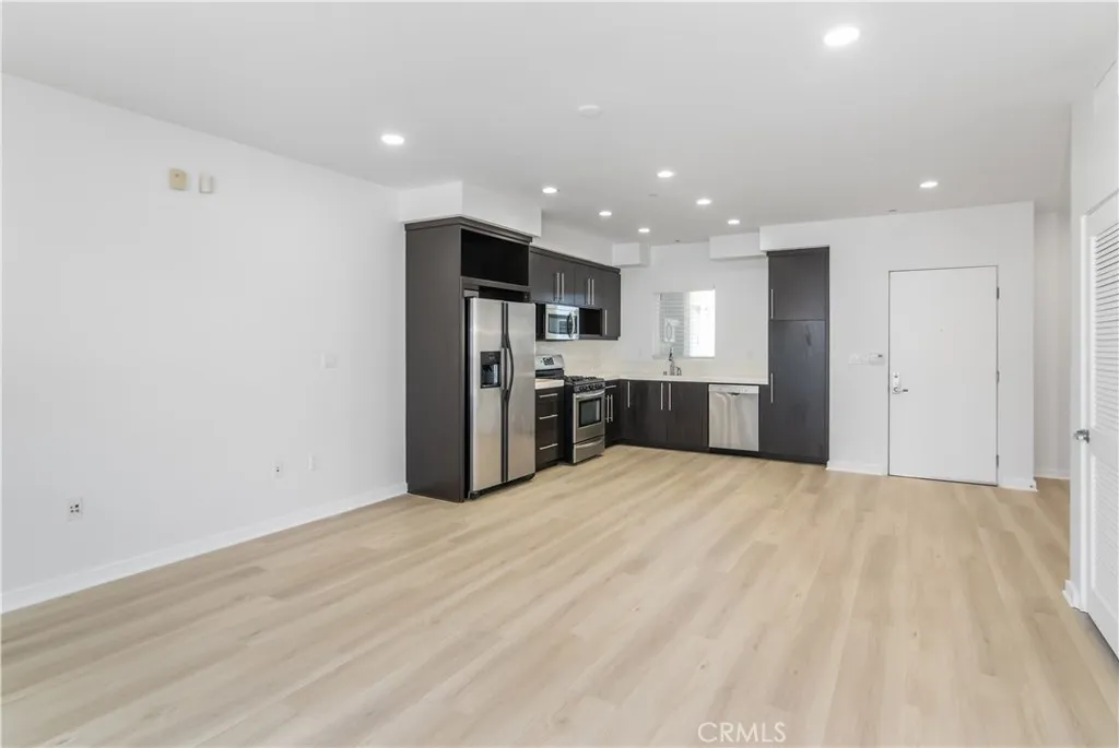 13045 Pacific Promenade Unit 303, Playa Vista, CA 90094 - Photo 4 of 28, Playa Vista, CA
