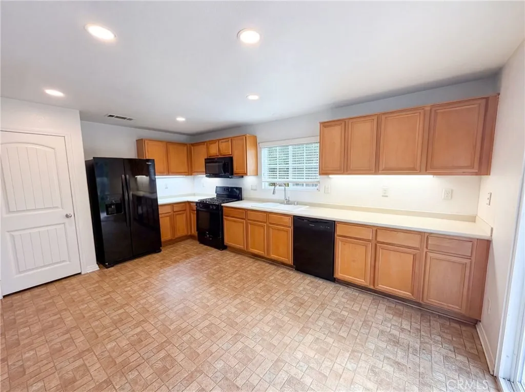 53014 Climber Court, Lake Elsinore, CA 92532 - Photo 2 of 26, Lake Elsinore, CA