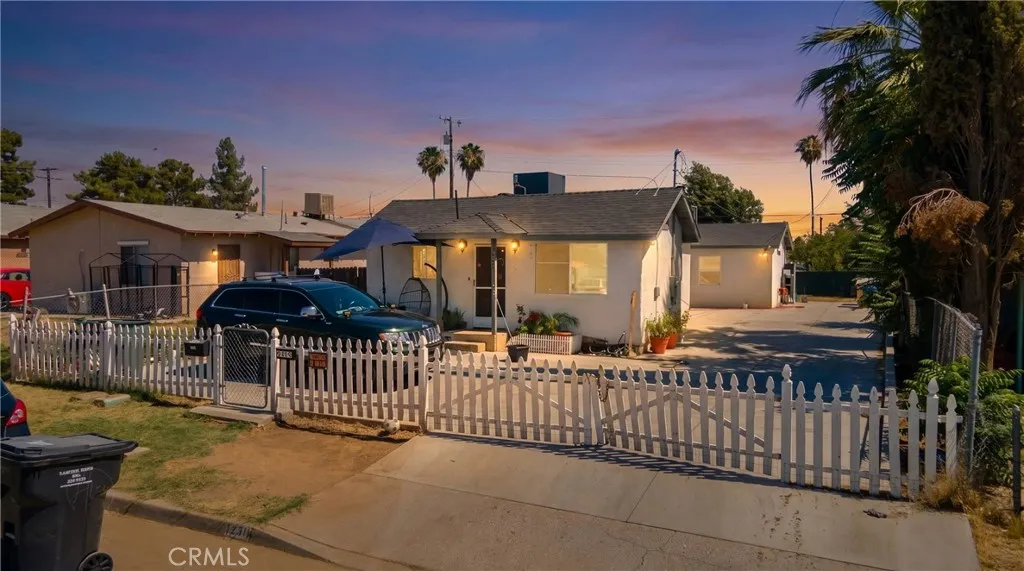 1229 Jeffrey, Bakersfield, CA 93305 - Photo 2 of 10, Bakersfield, CA