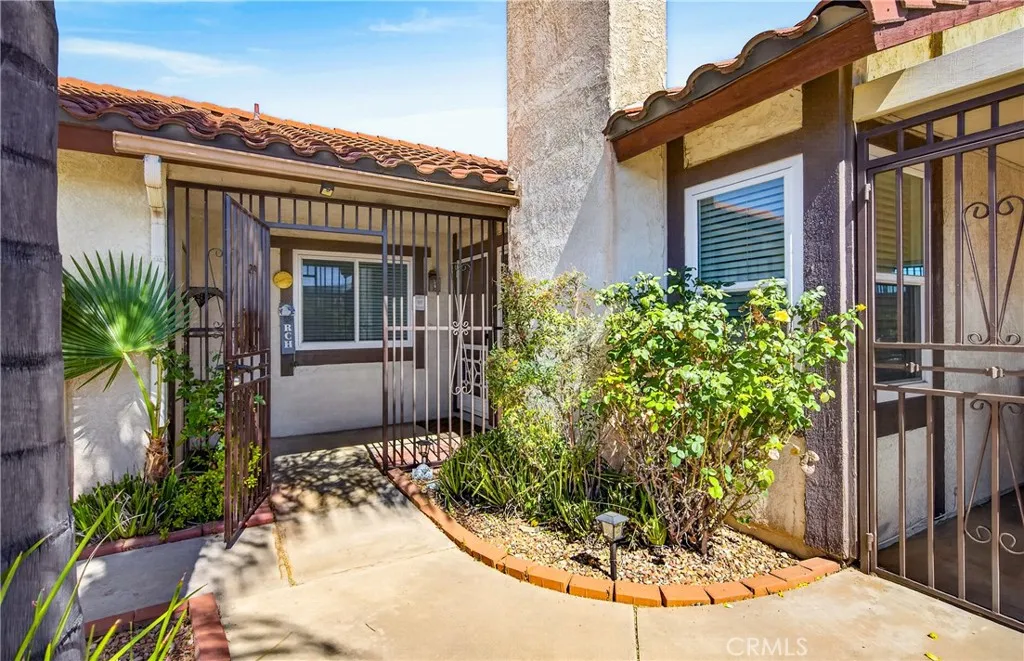26098 Sunnywood St, Menifee, CA 92586 - Photo 4 of 26, Menifee, CA