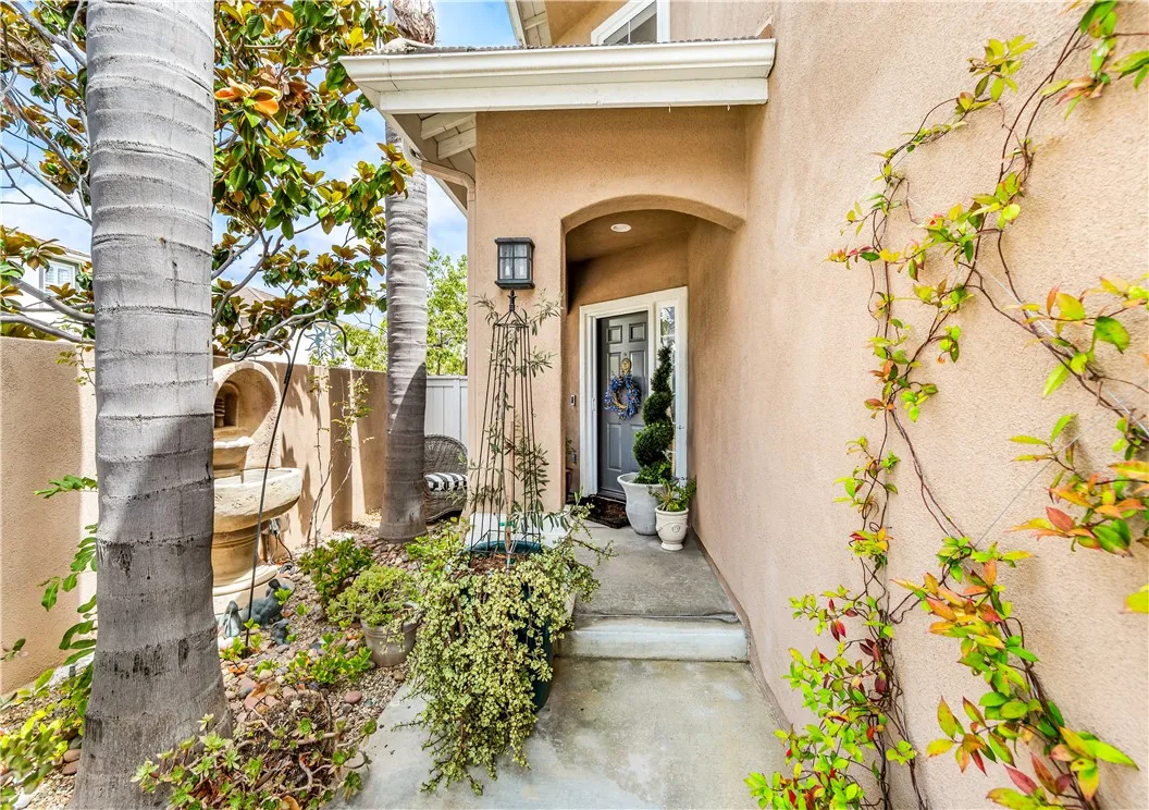 7651 Park Field Circle, Huntington Beach, CA 92648 - Photo 3 of 57, Huntington Beach, CA