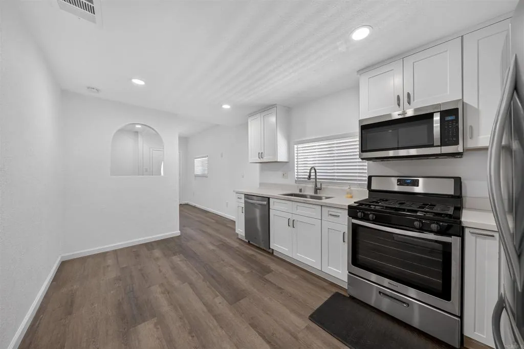 35 19th Street, San Diego, CA 92102 - Photo 4 of 19, San Diego, CA