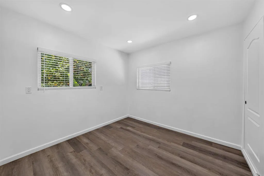 https://cdn.realtyfeed.com/cdn/127/306760537/978b6f4b814468e70b7438b9275b4aa1.webp