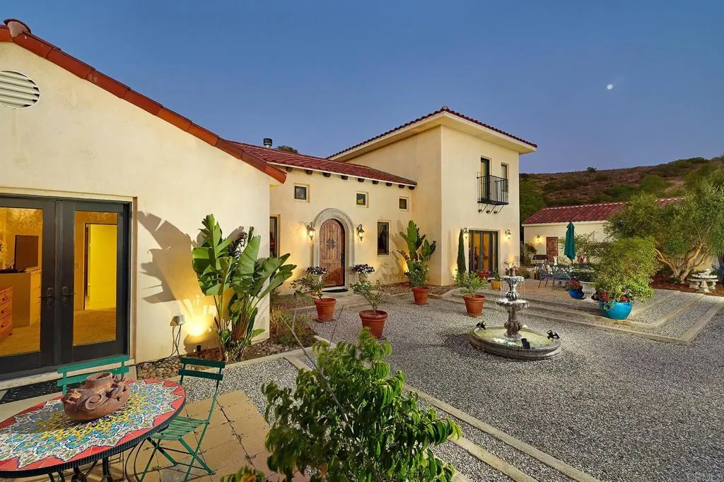 2970 El Coyote Run, Fallbrook, CA 92028 - Photo 4 of 43, Fallbrook, CA