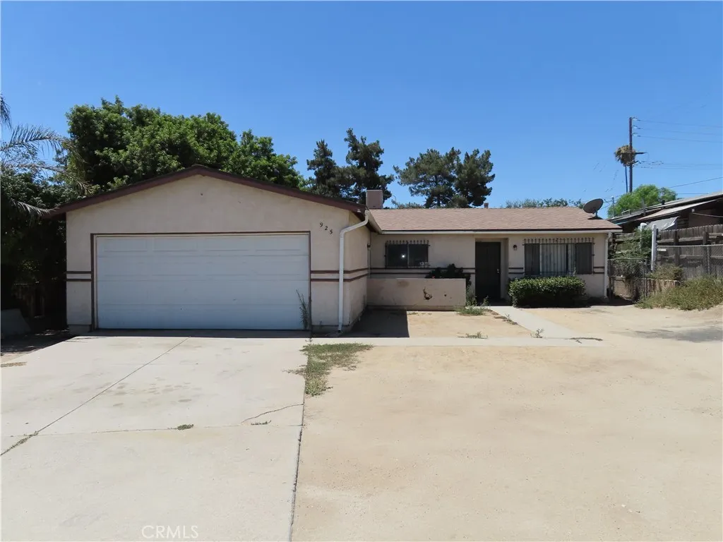 925 Navajo Road, Perris, CA 92570 - Main photo, Perris, CA