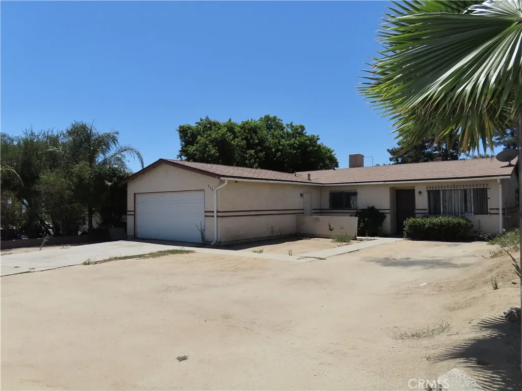 925 Navajo Road, Perris, CA 92570 - Photo 3 of 14, Perris, CA