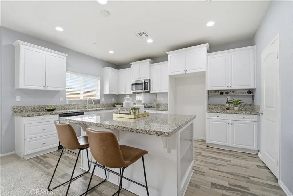 3142 S Newton Avenue, Ontario, CA 91761 - Photo 4 of 23, Ontario, CA