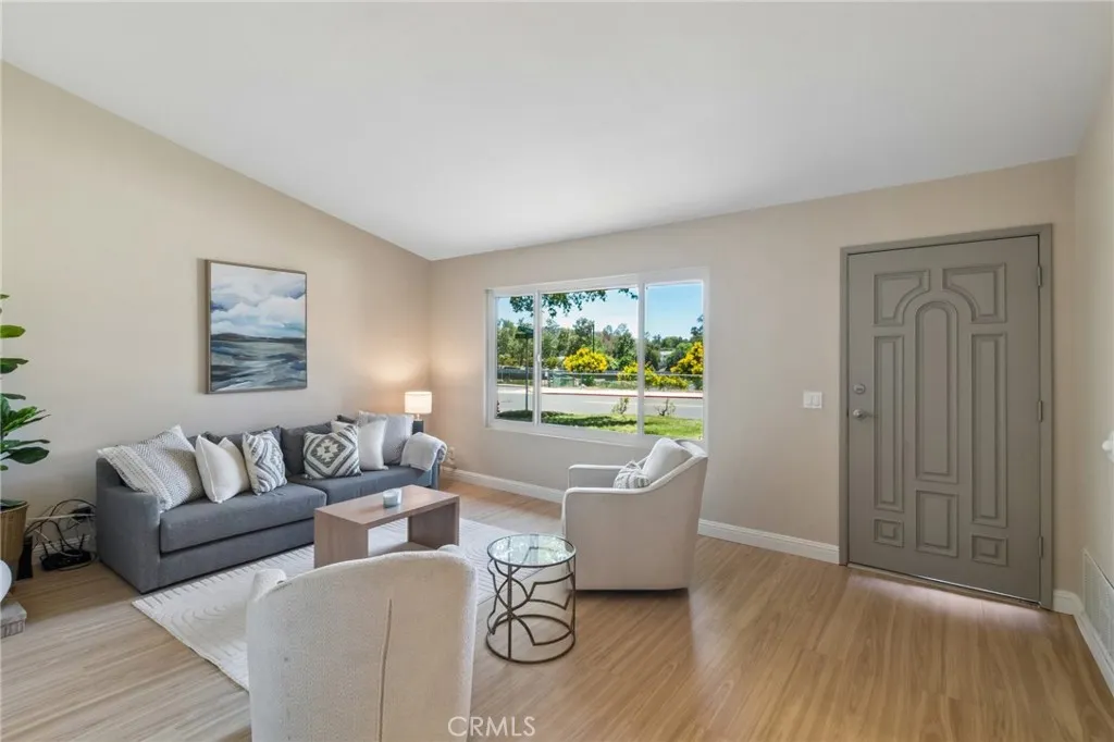 29860 Mira Loma Drive, Temecula, CA 92592 - Photo 3 of 32, Temecula, CA