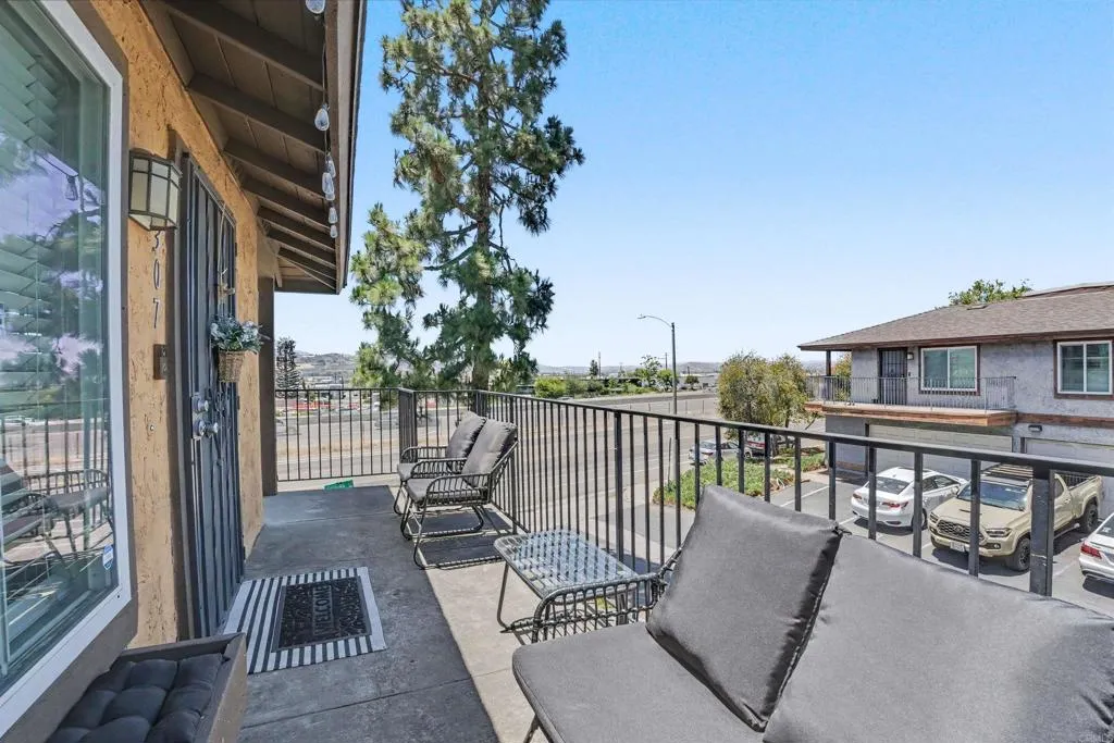 307 Graves Ct, El Cajon, CA 92021 - Photo 4 of 31, El Cajon, CA