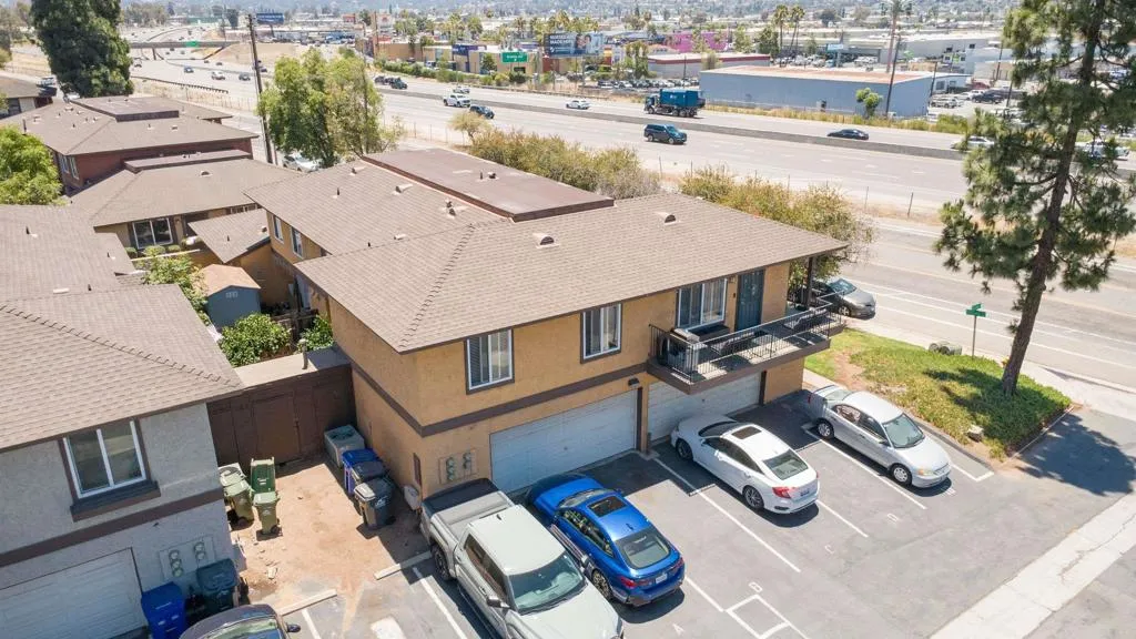 https://cdn.realtyfeed.com/cdn/127/306760592/c327b4dc1a37adf057ef4be2919bb301.webp
