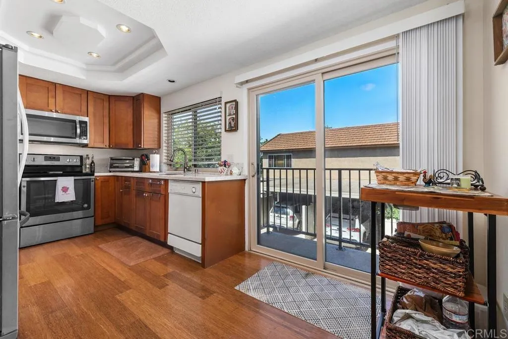 https://cdn.realtyfeed.com/cdn/127/306760599/71d08ebd7069ef1af97e5e9cd3386896.webp